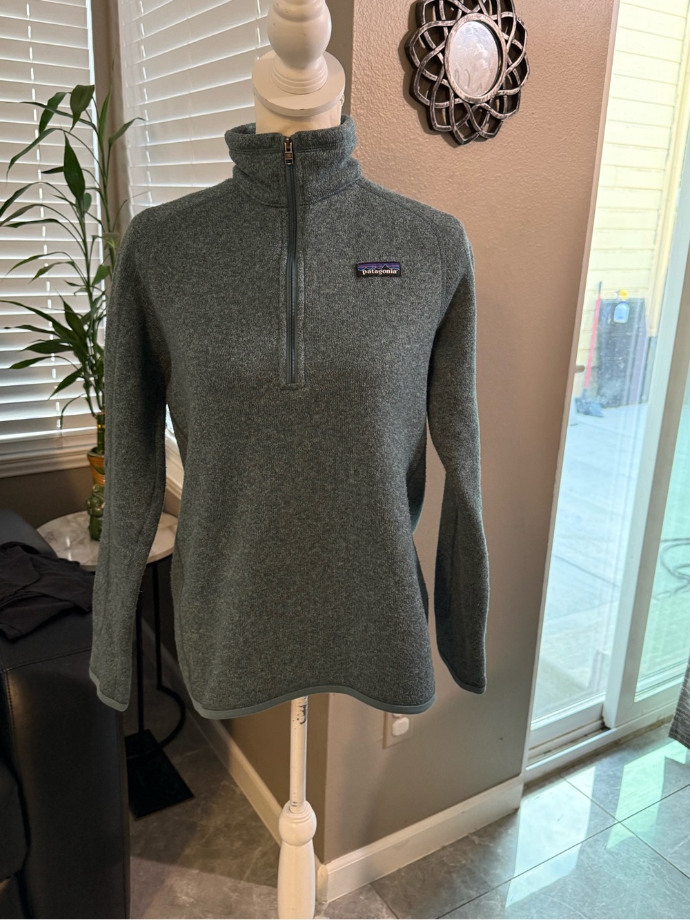 Patagonia Women's Slate Green Half-Zip Fleece Pullover